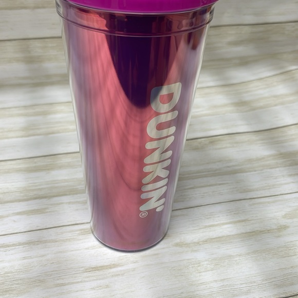 Limited edition Dunkin’ Donuts 2024 Valentines purple holographic tumbler - Picture 3 of 4